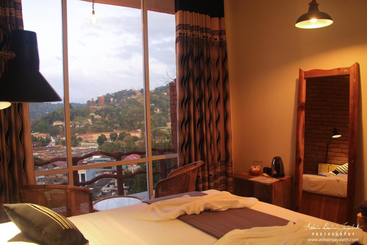 Bed and Breakfast Square Peg Kandy Exterior foto